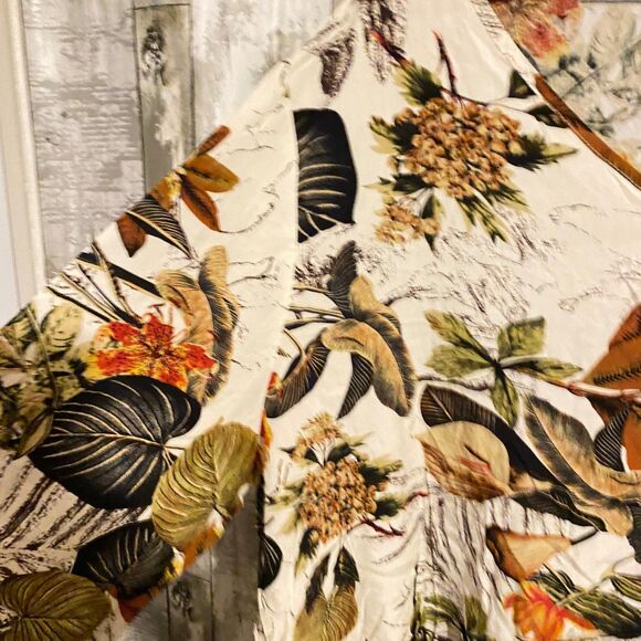 Emery Rose long sleeve fall floral top plus size 5XL - Picture 3 of 8